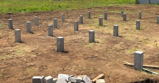 Фундамент на забивных жб сваях под ключ в Зеленокумске - фундамент из забивных железобетонных свай цена от 3132 руб/м2